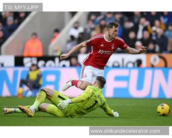 英超激战莱比锡狂胜多特蒙德四球逆转全场沸腾