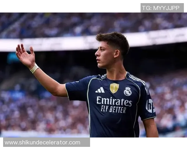 德甲焦点战平皇马与阿森纳绝杀瞬间引发全场狂欢赛后深度解析