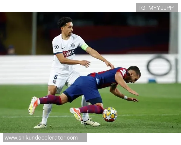 世界杯精彩对决巴黎圣日耳曼大胜尤文图斯乌龙球瞬间点燃全场激情 世界杯精彩对决巴黎圣日耳曼大胜尤文图斯乌龙球瞬间点燃全场激情