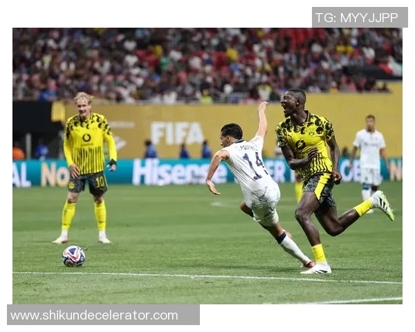 中超热刺与拜仁激战成平局数据分析揭示比赛精彩瞬间 中超热刺与拜仁激战成平局数据分析揭示比赛精彩瞬间