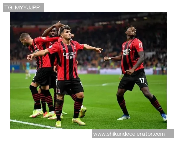 友谊赛AC米兰与曼城战平乌龙球引发争议判罚全场沸腾