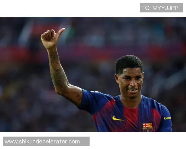 欧冠历史冷门那不勒斯狂胜利物浦上演帽子戏法引爆全场