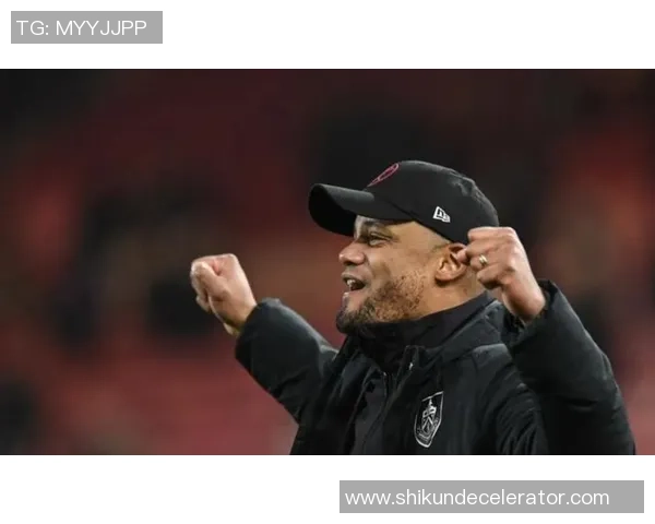 英超激战尤文图斯与拜仁互交白卷红牌事件引发全场热议 英超激战尤文图斯与拜仁互交白卷红牌事件引发全场热议